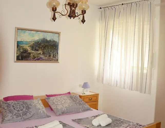 With Wifi - 11580 Apartment